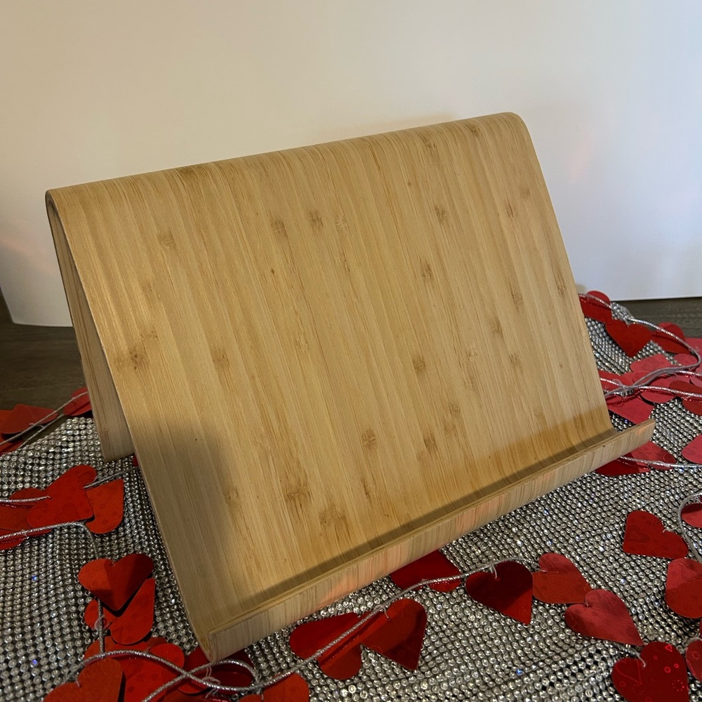 IKEA Vivalla Bamboo Tablet or iPad Stand Cookbook Holder NWOT 10” x 6”